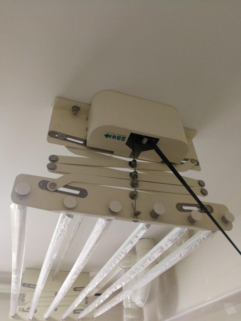 Retractable Clothes Hanger, Furniture & Home Living, Bathroom & Kitchen