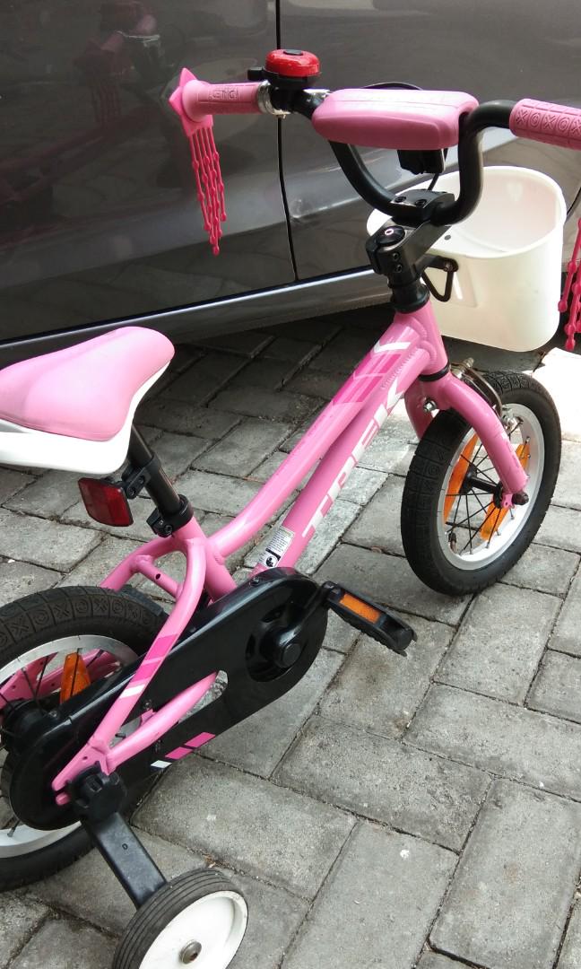 Sepeda anak TREK PRECALIBER 12 pink 