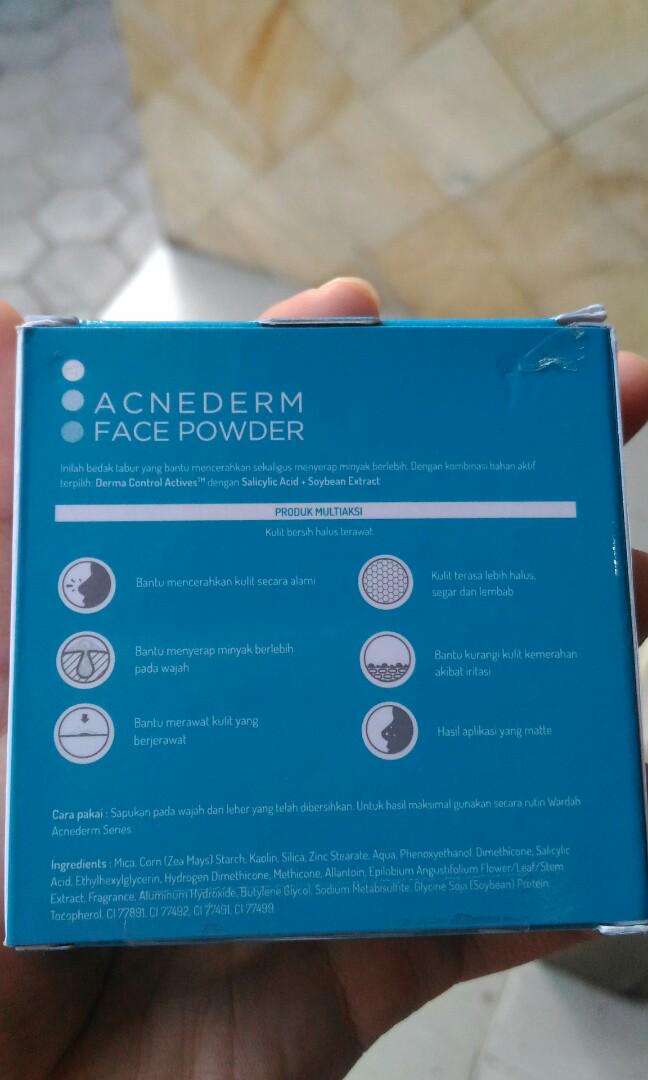Wardah Acnederm Loose Powder Kesehatan Kecantikan Rias Wajah Di Carousell