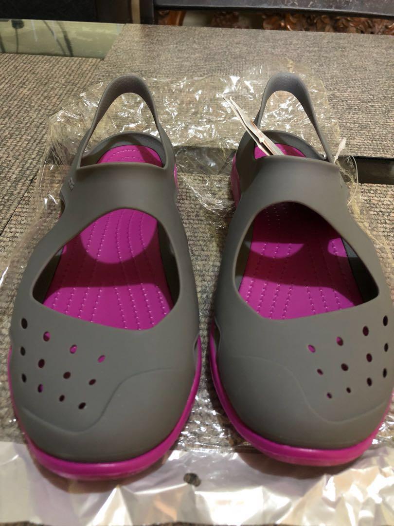 swiftwater women's crocs