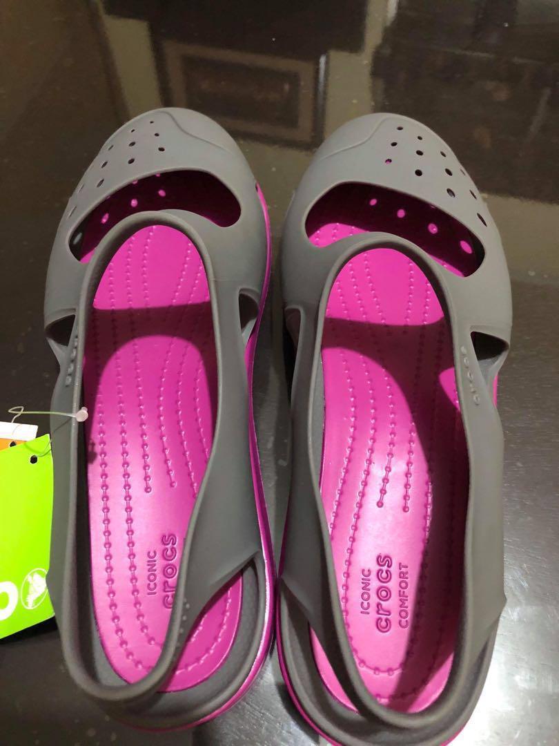 swiftwater crocs ladies