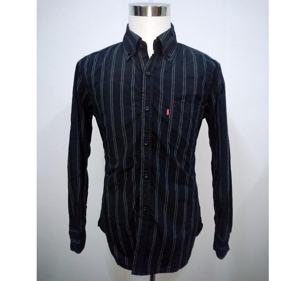 red loop levis shirts