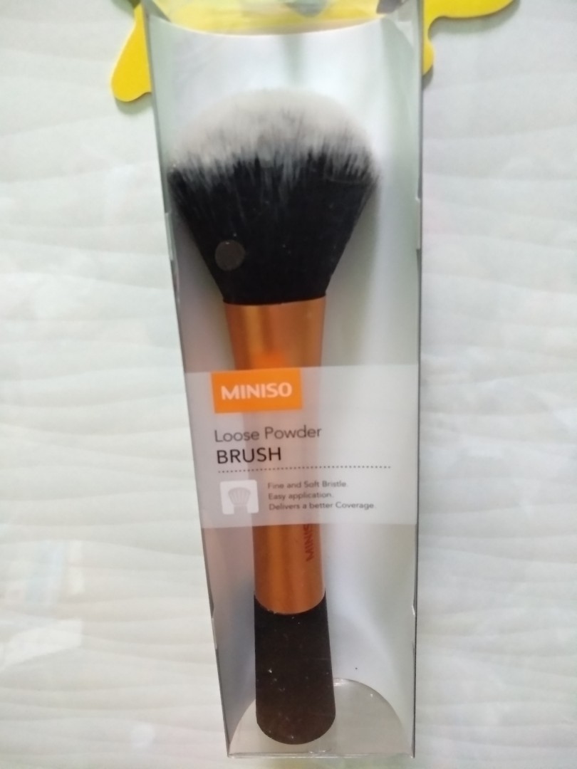miniso powder brush
