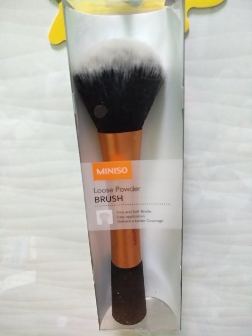 powder brush miniso