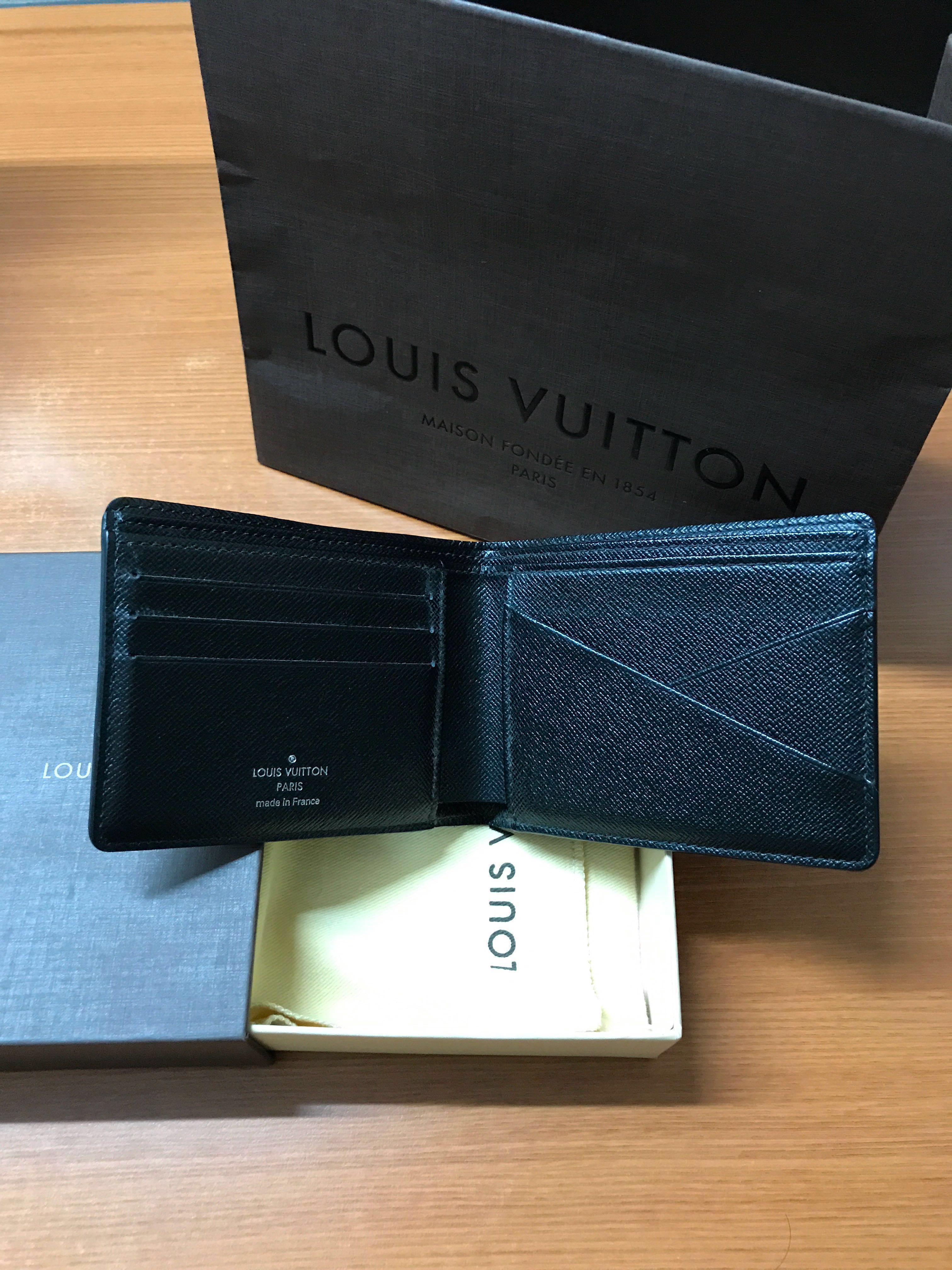 Louis Vuitton Men’s Multiple Wallet, Men's Fashion, Watches ...