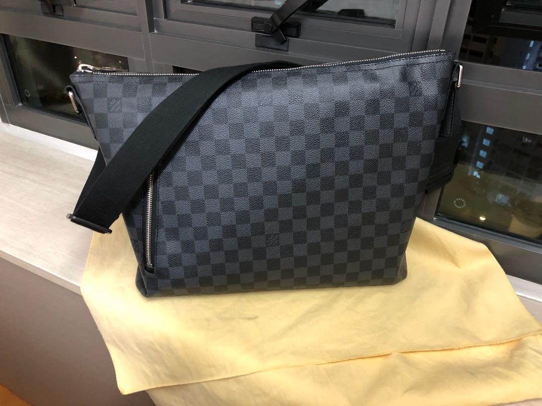louis vuitton messenger bag men