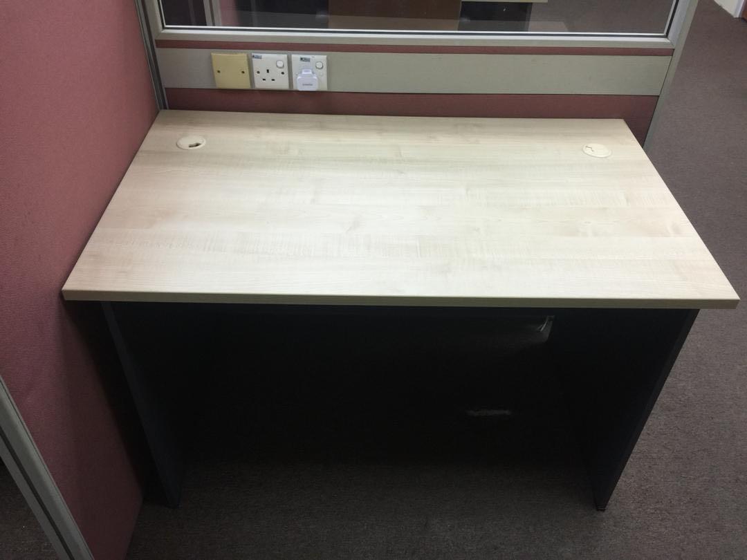 Meja Pejabat Office Home Furniture Furniture On Carousell