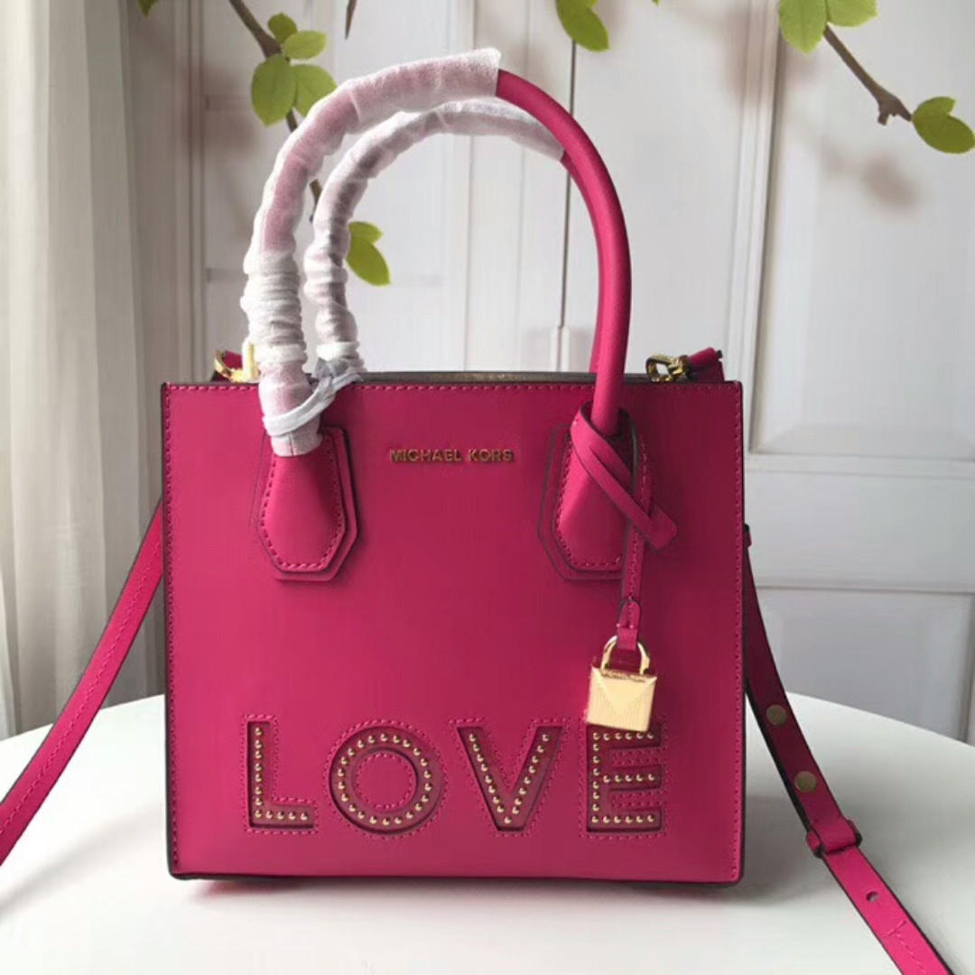 michael kors love bag