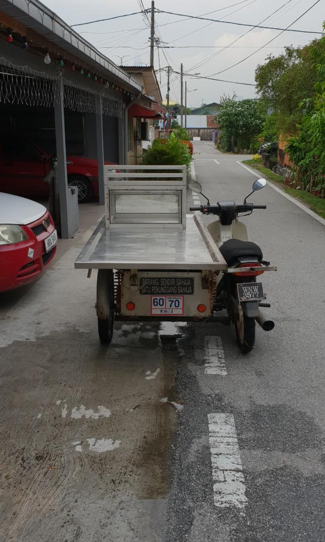 Motor Berniaga 3 Roda Everything Else Others On Carousell