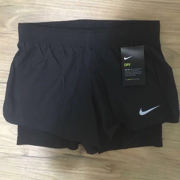 nike shorts with inner tights