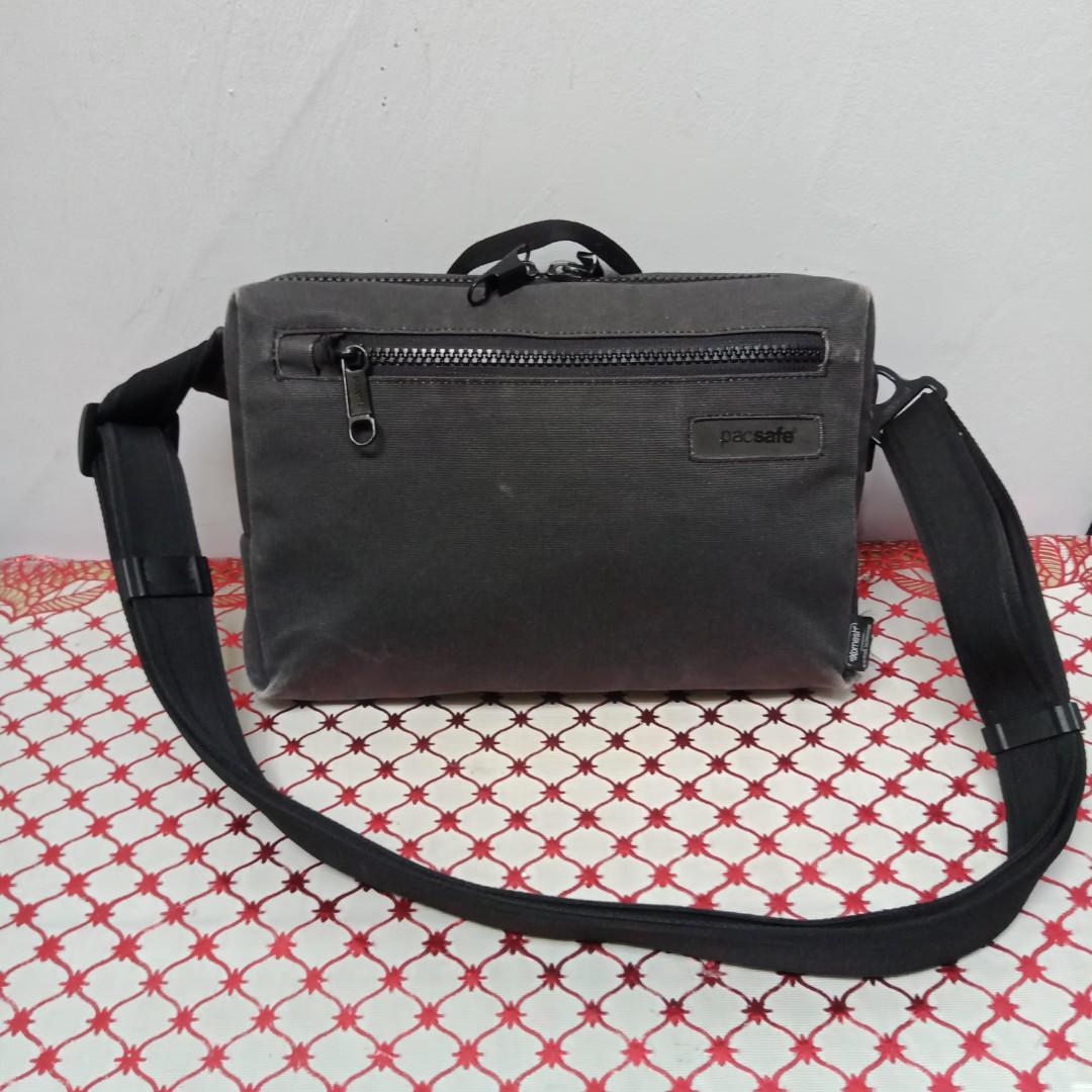 Pacsafe intasafe hotsell z100