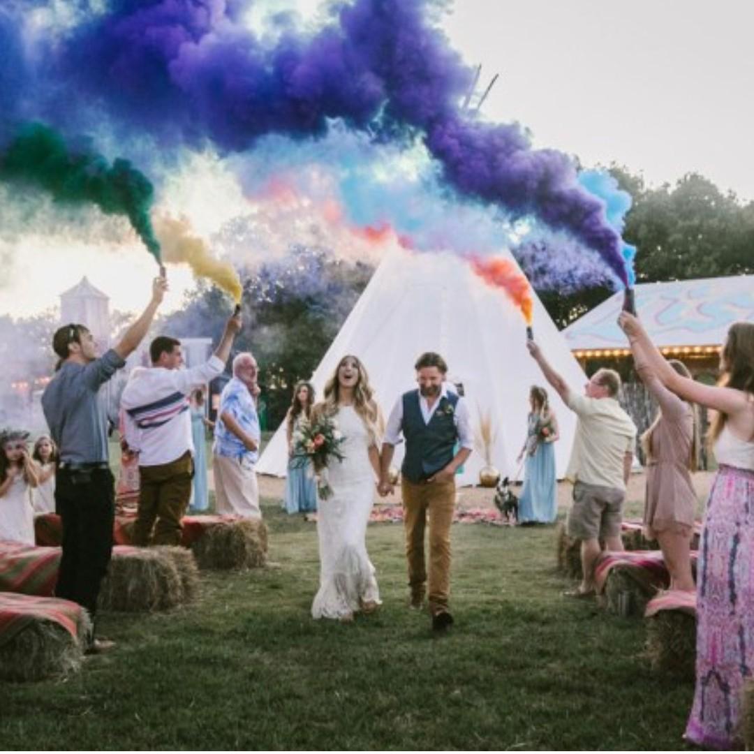 photography smoke stick smoke bomb large stick photography on carousell photography smoke stick smoke bomb