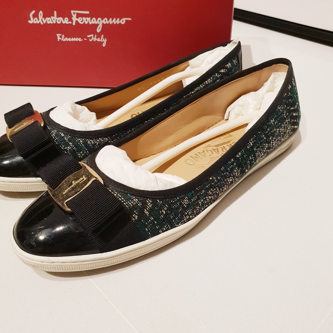 Ferragamo rufina flats discount