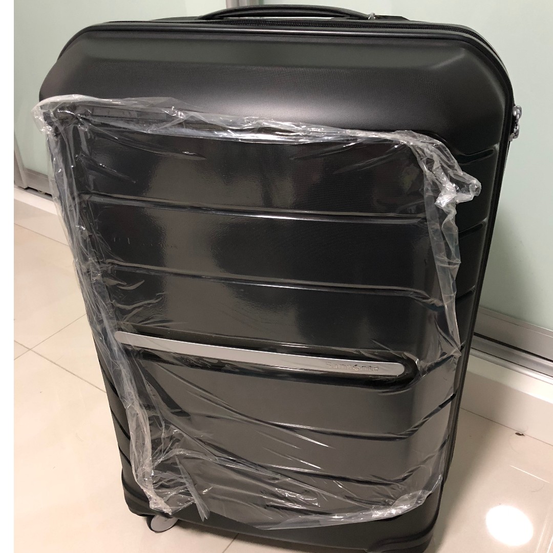 samsonite octolite suitcase