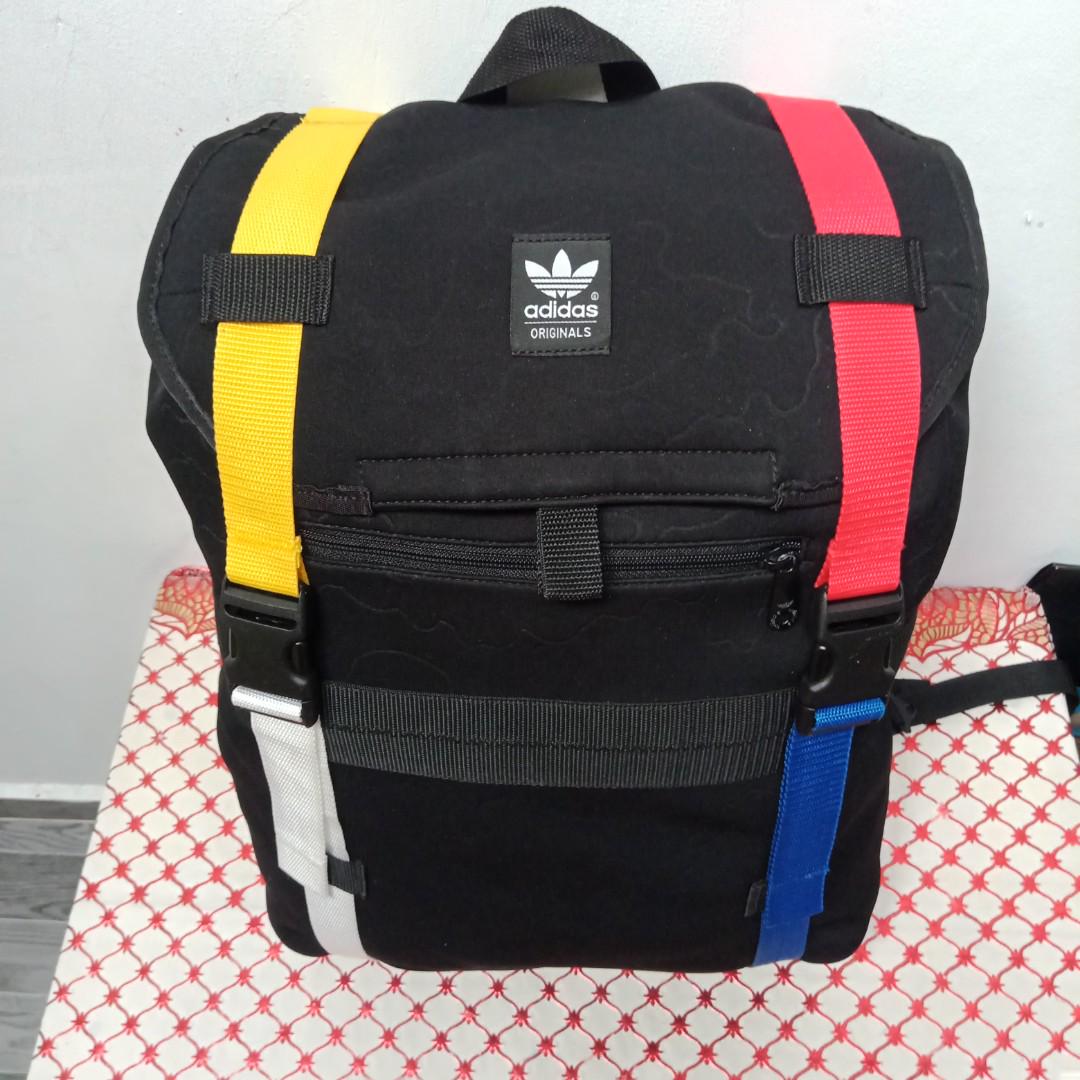  tas  ransel adidas  Originals Adventure Backpack In Black 