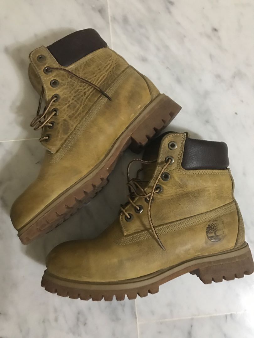 Timberland Boots used, Men's Fashion 