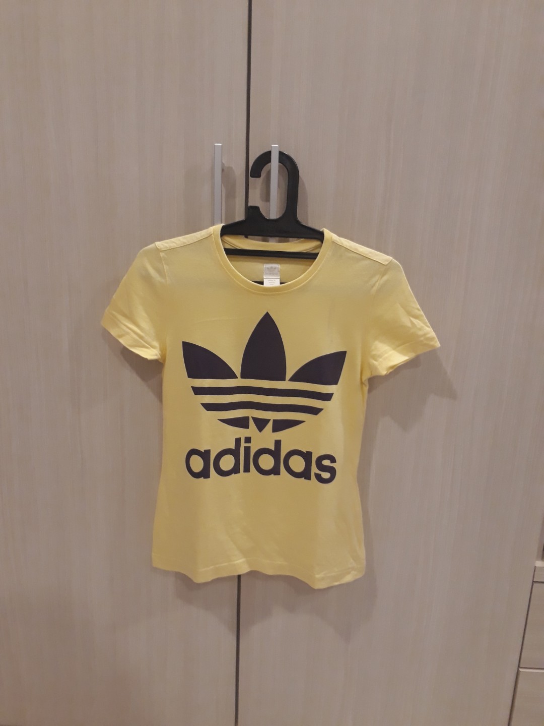 Yellow Adidas tee, Fesyen Wanita 