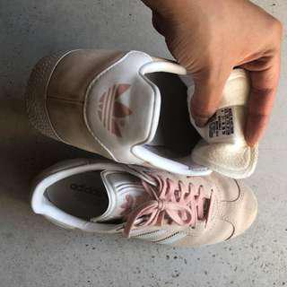 Adidas Gazelle BABY PINK