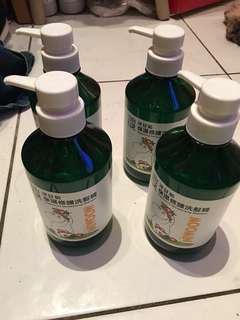 Moomin洋甘菊修護洗髮精