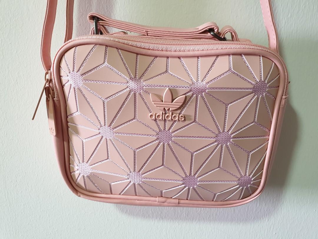 Adidas issey discount miyake pink