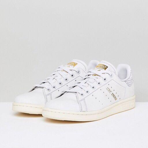 stan smith sneakers all white