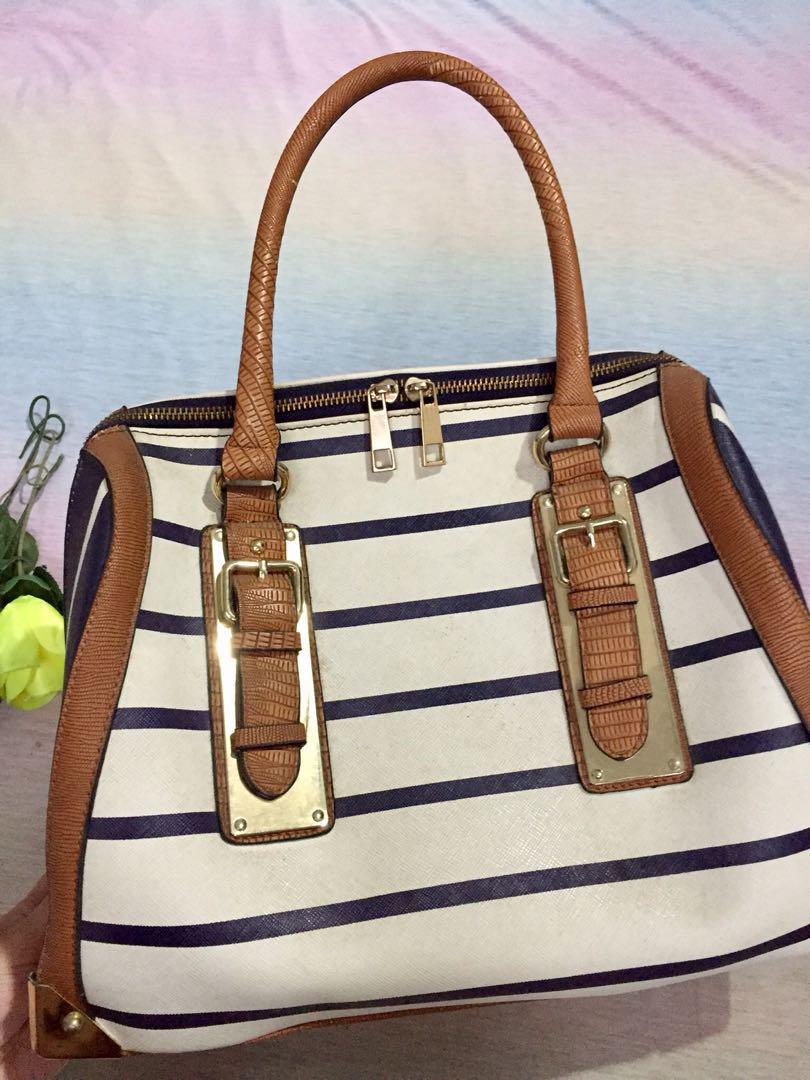 Aldo Doctors Bag Women s Fashion Bags Wallets Cross body Bags on Carousell