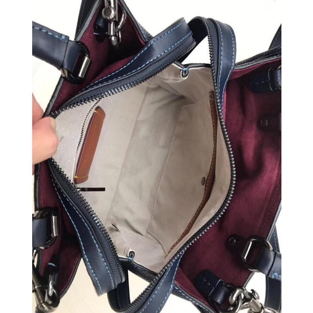 Coach Rogue 25 with Tea Rose, Women's Fashion, Bags & Wallets, Shoulder  Bags on Carousell