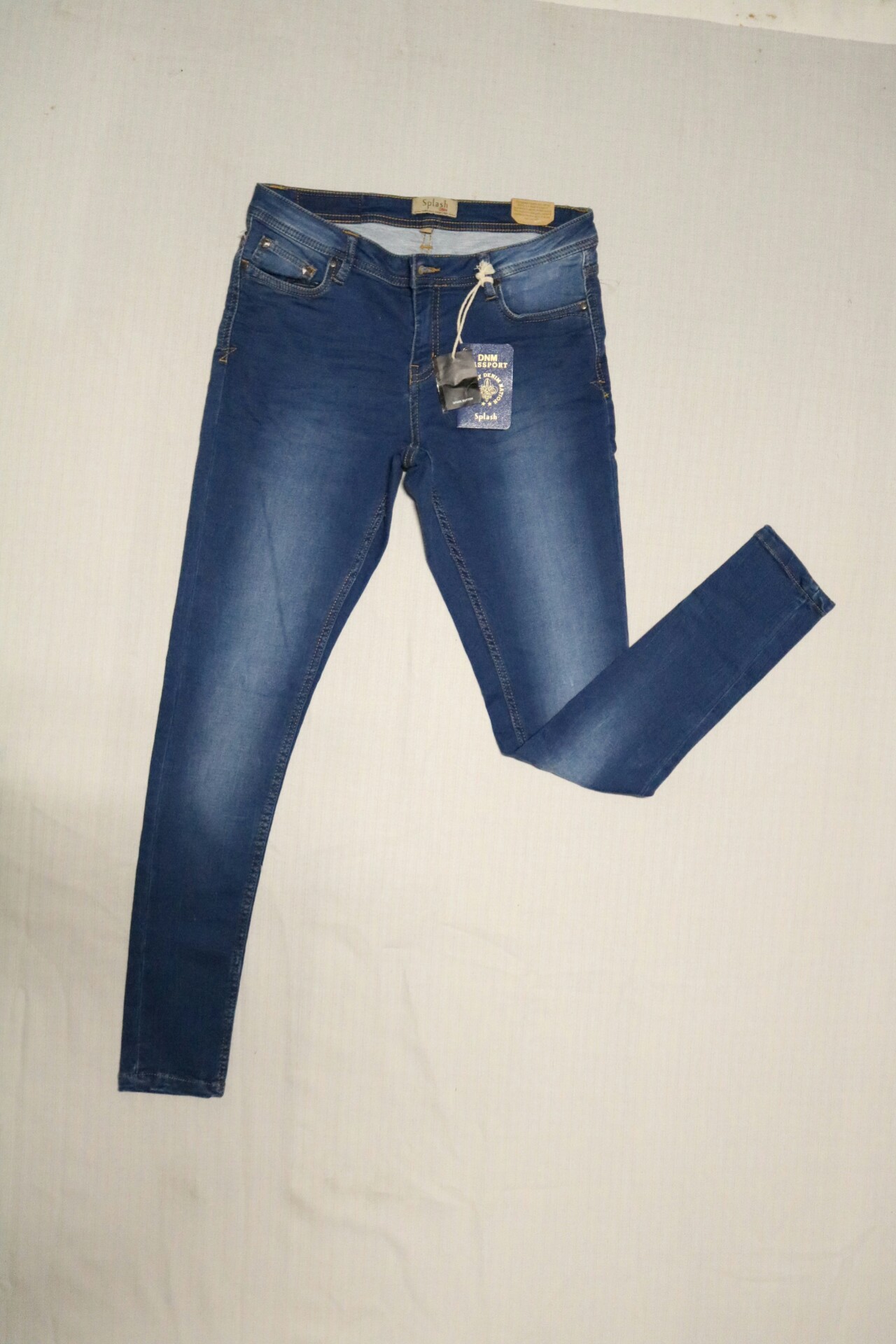 dark blue women's jeans