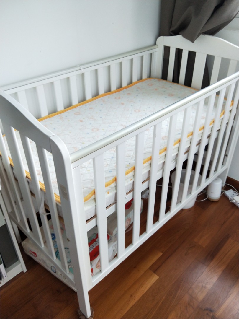 Mother care Baby cot with mattress and quilt cover 18, Babies & Kids