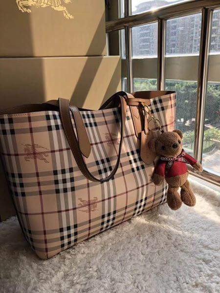 the medium reversible tote in haymarket check and leather