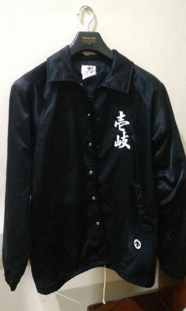 descente coaches coat