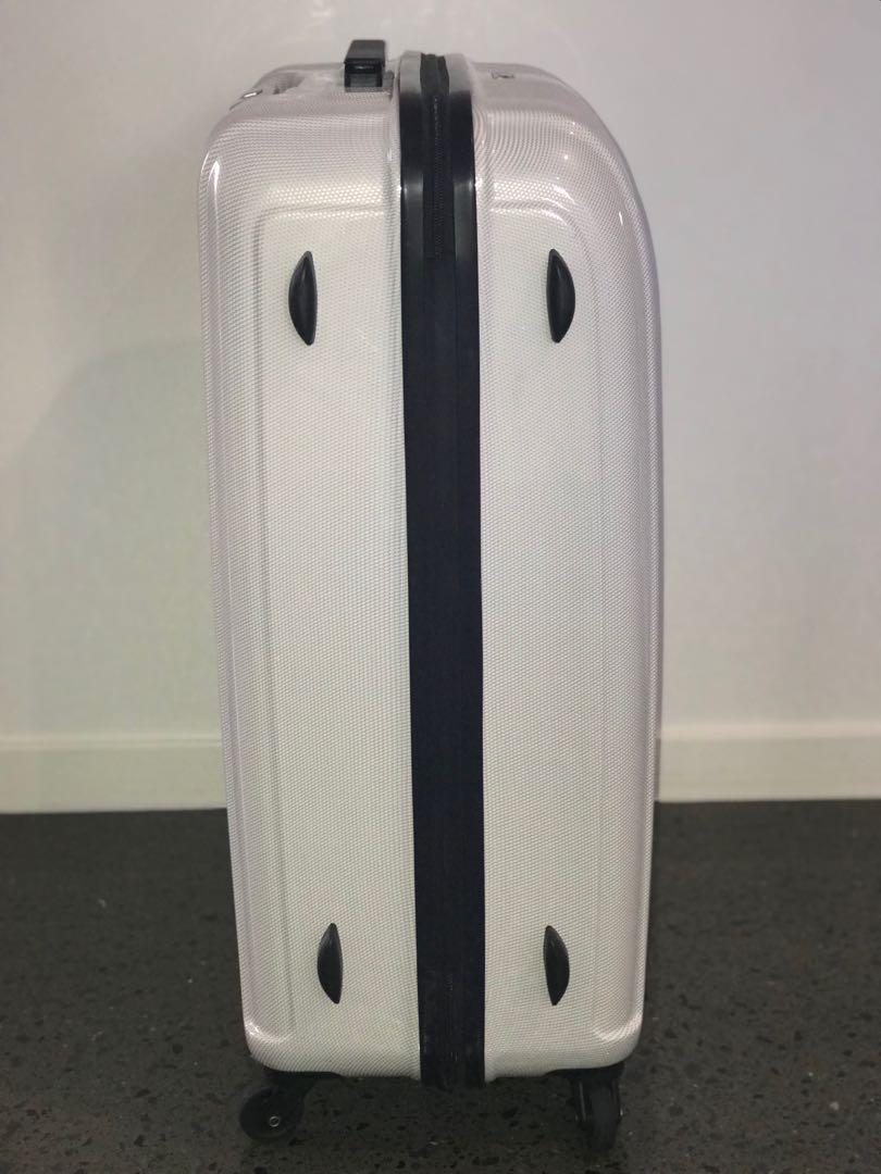 flylite hard suitcase
