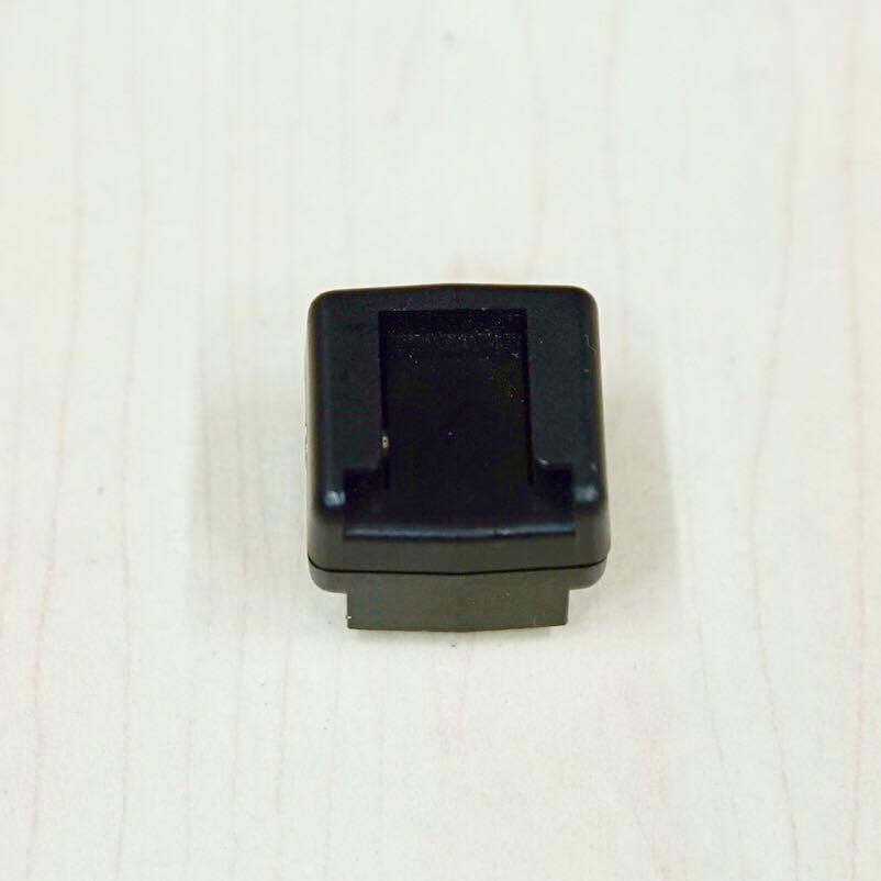 Kaiser Flash Shoe Adapter with Hot Flash Shoe, Photography, Photography