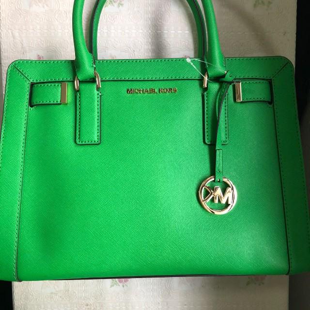 michael kors dillon purse