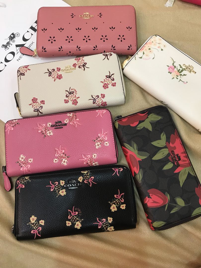 Original coach women women walk purse pouch coin bag wallet floral ready stock Luxury Bags Wallets on Carousell