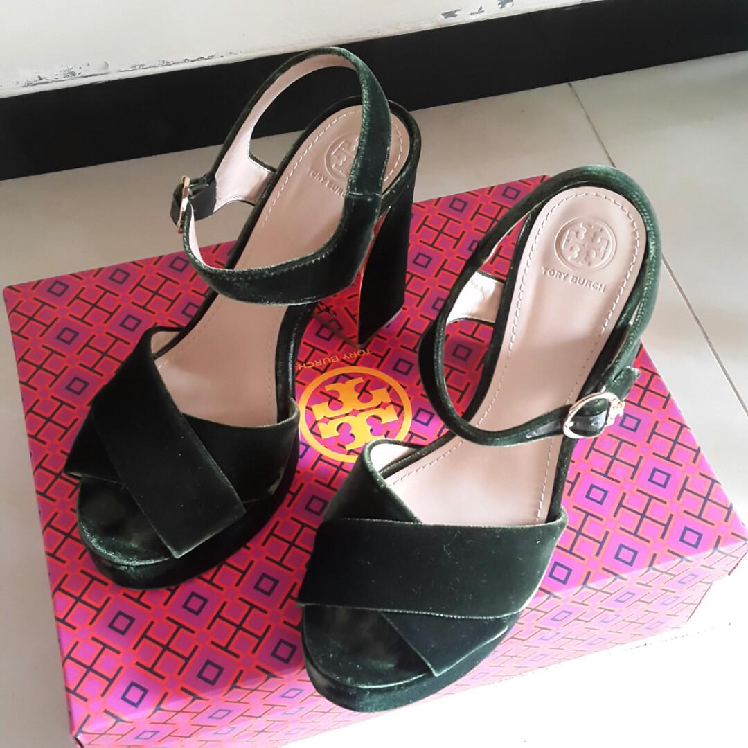 Tory burch loretta platform deals