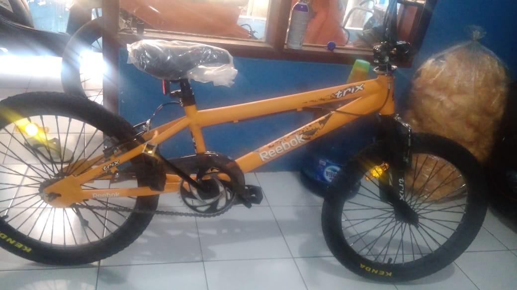 reebok bmx