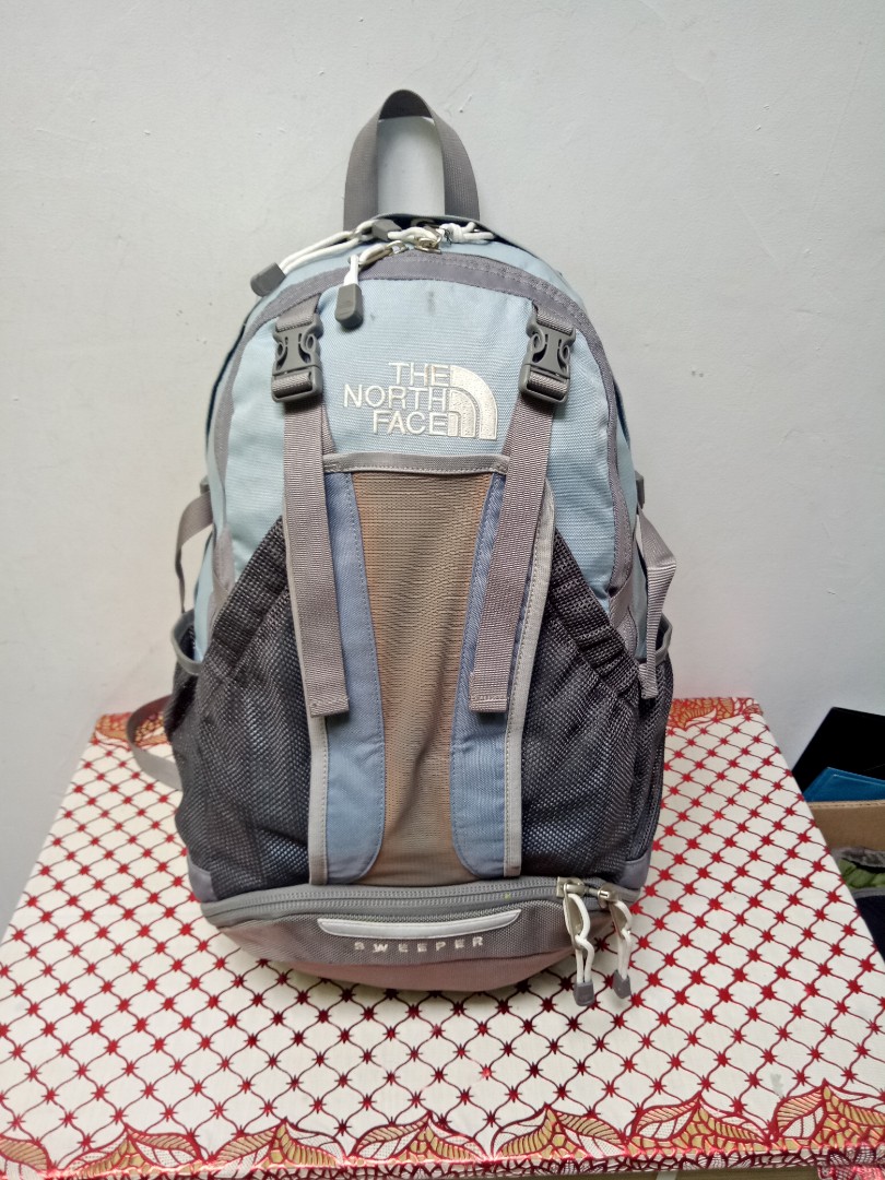 the north face sweeper backpack