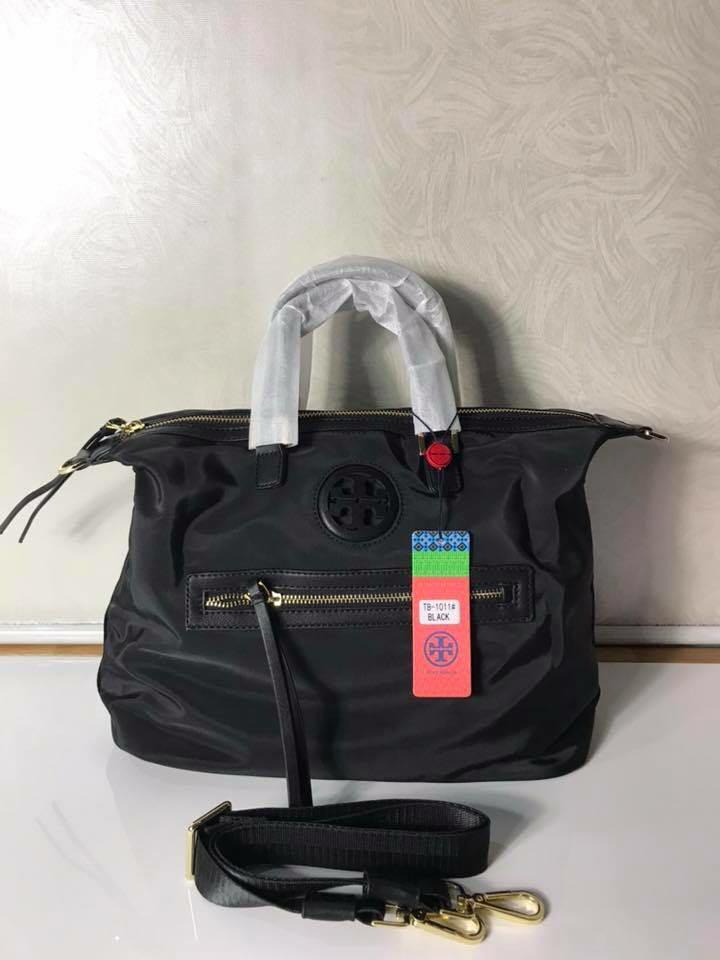 Tory Burch nylon bag, Women's Fashion, Bags & Wallets, Crossbody Bags