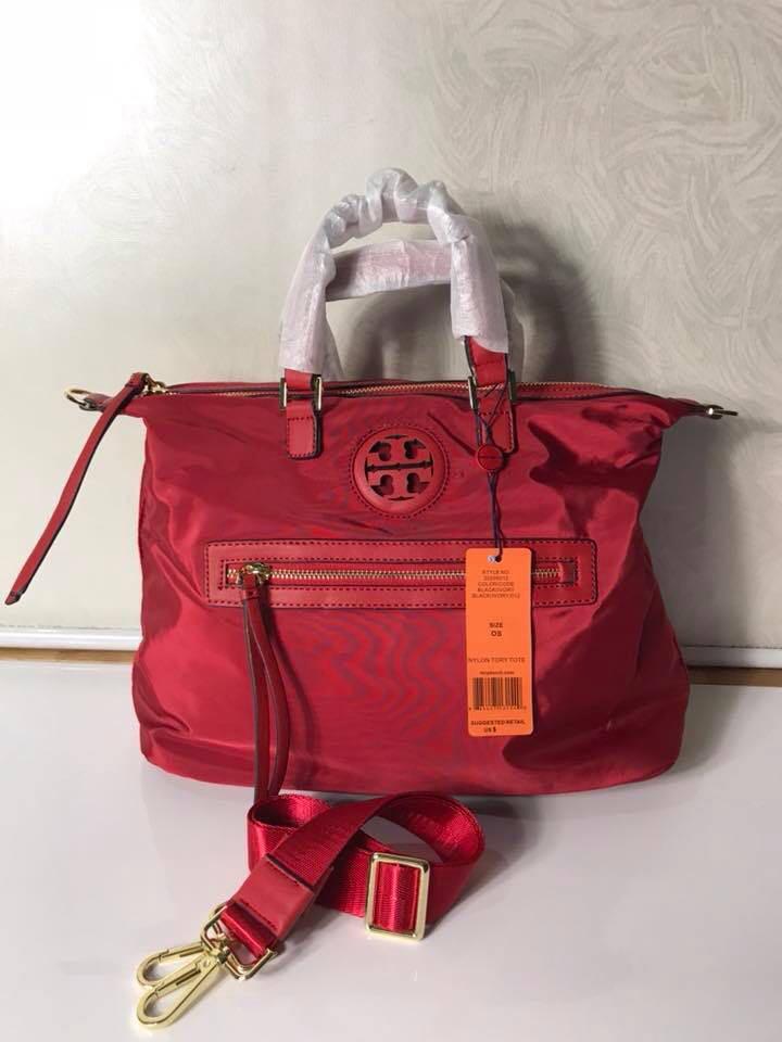 Tory Burch nylon bag, Women's Fashion, Bags & Wallets, Crossbody Bags