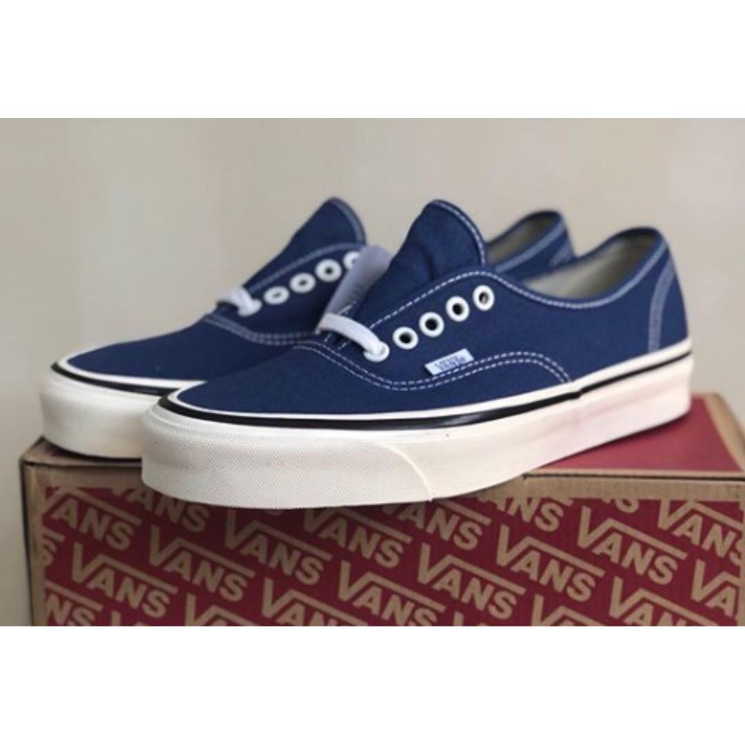 vans authentic og blue