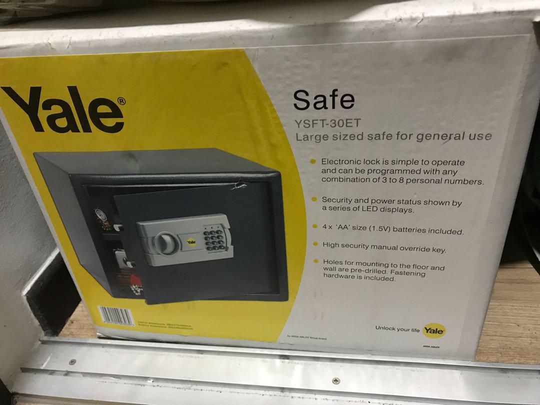 Yale Safe YSFT30 ET Large size, Everything Else on Carousell