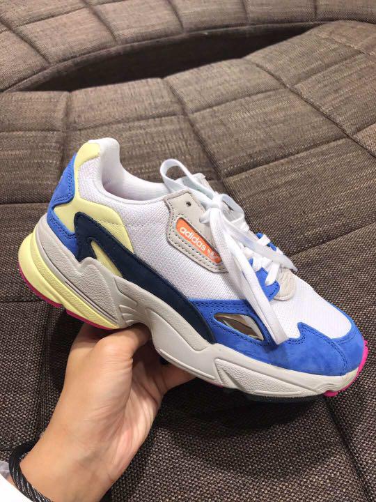 adidas falcon 34