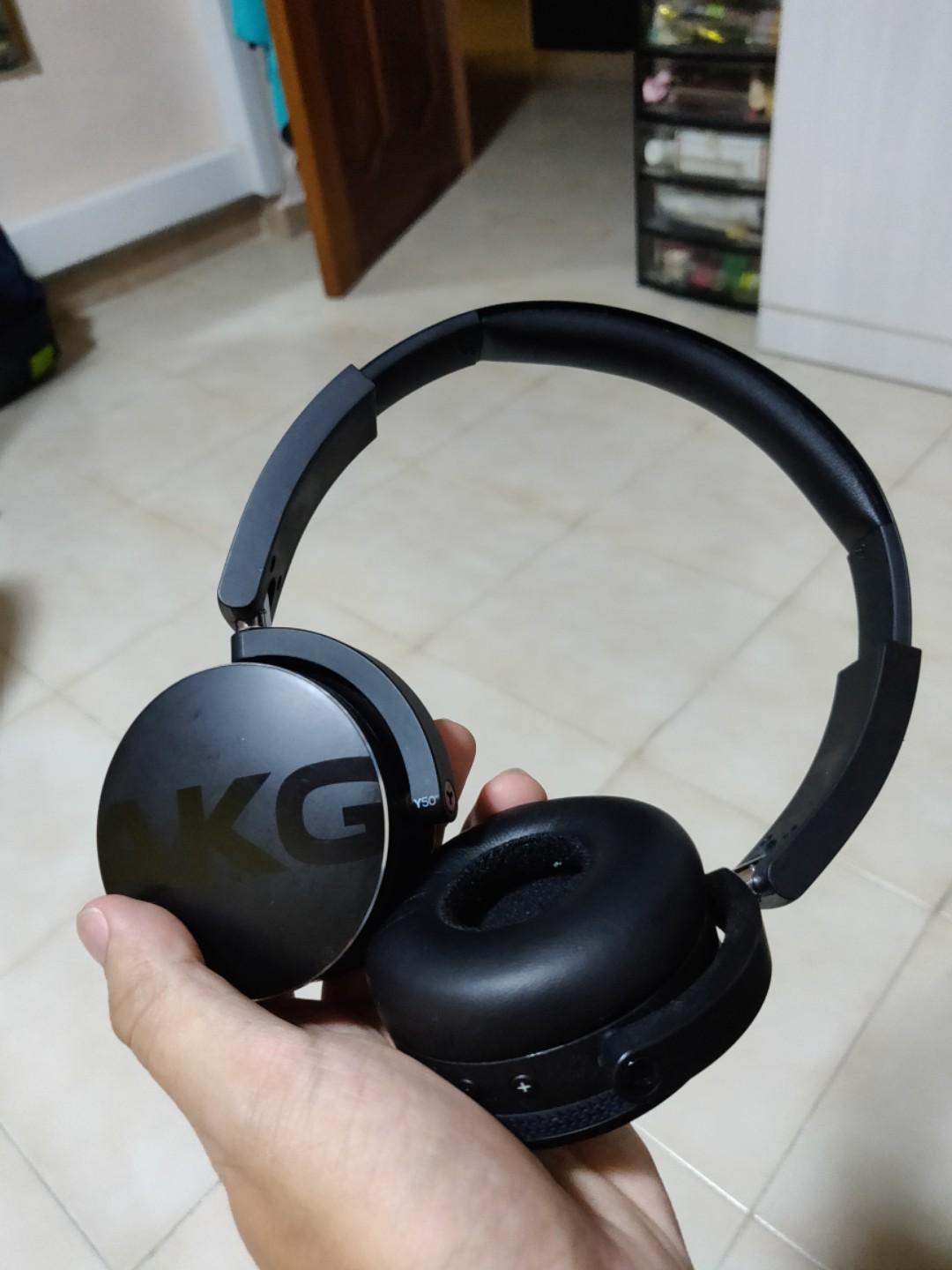akg y50bt price
