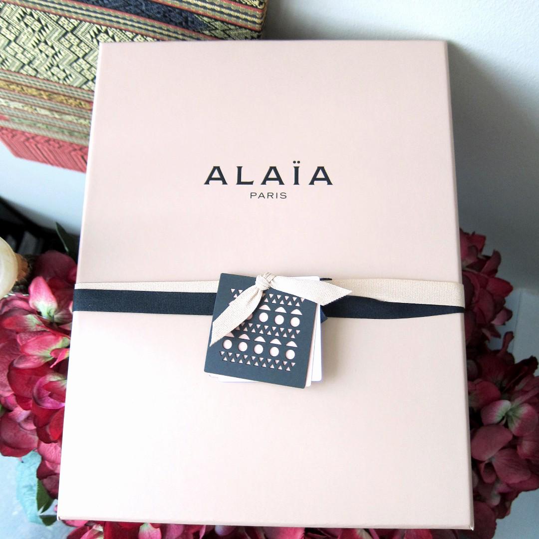 Alaia Paris Gift Set 100ml Perfume 75ml Body Lotion 50ml Shower Gel Beauty Personal Care Fragrance Deodorants On Carousell