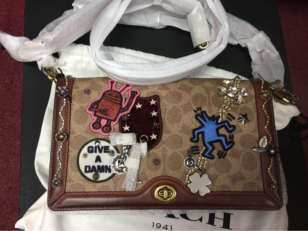 BNIB Coach X Keith Haring Riley In Signature Patchwork Fesyen Wanita Tas Dompet di Carousell