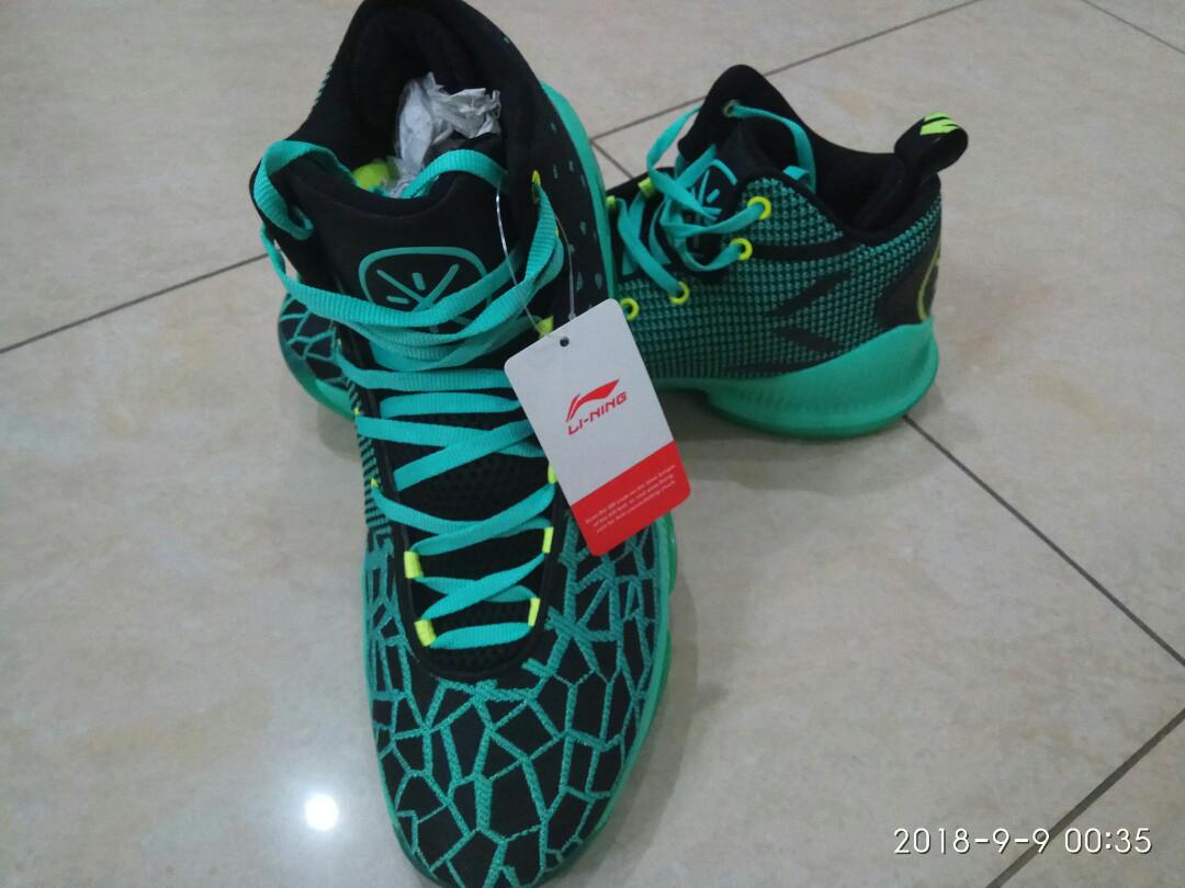 BNIB Li Ning Fission III D Wade l Professional Basketball Shoe l CloudFoam