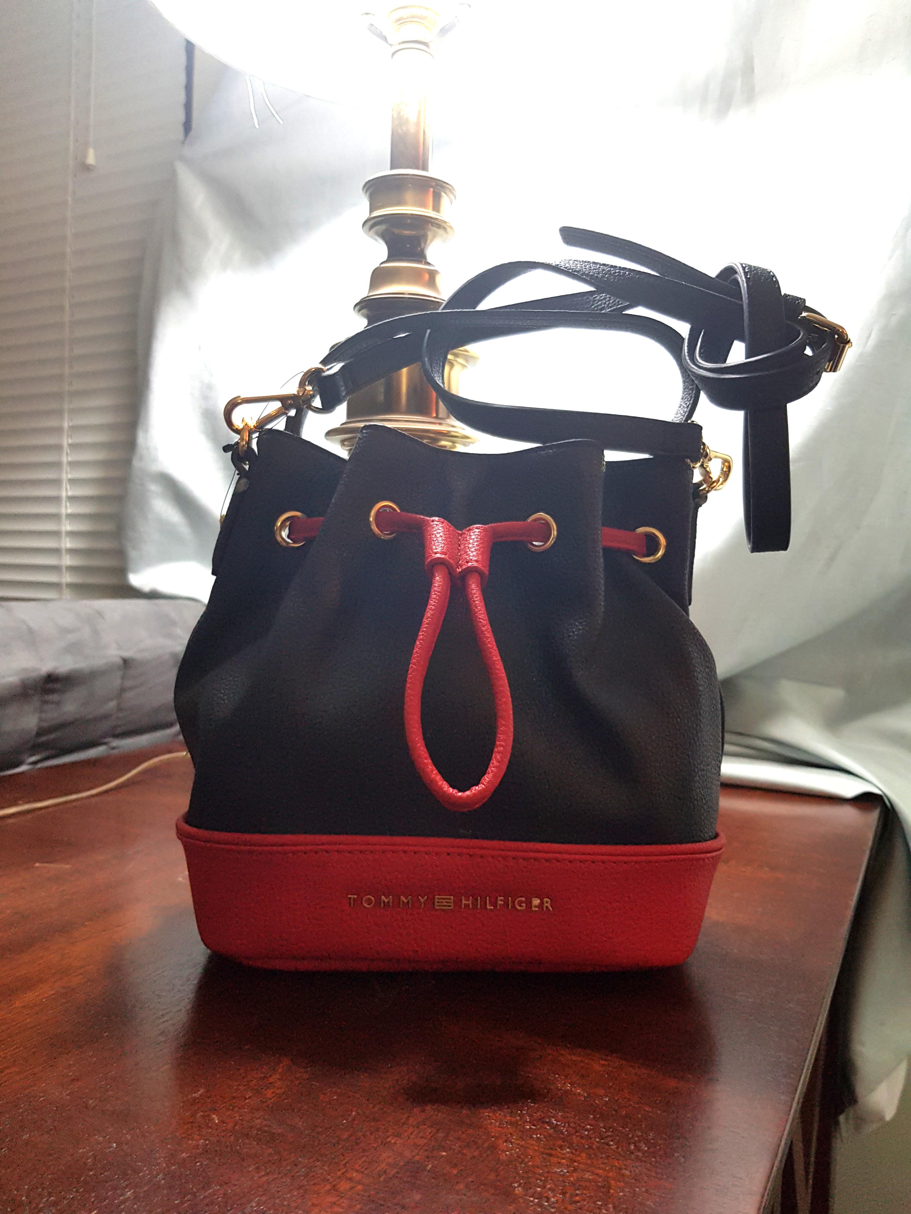 Tommy hilfiger discount handbags 2018