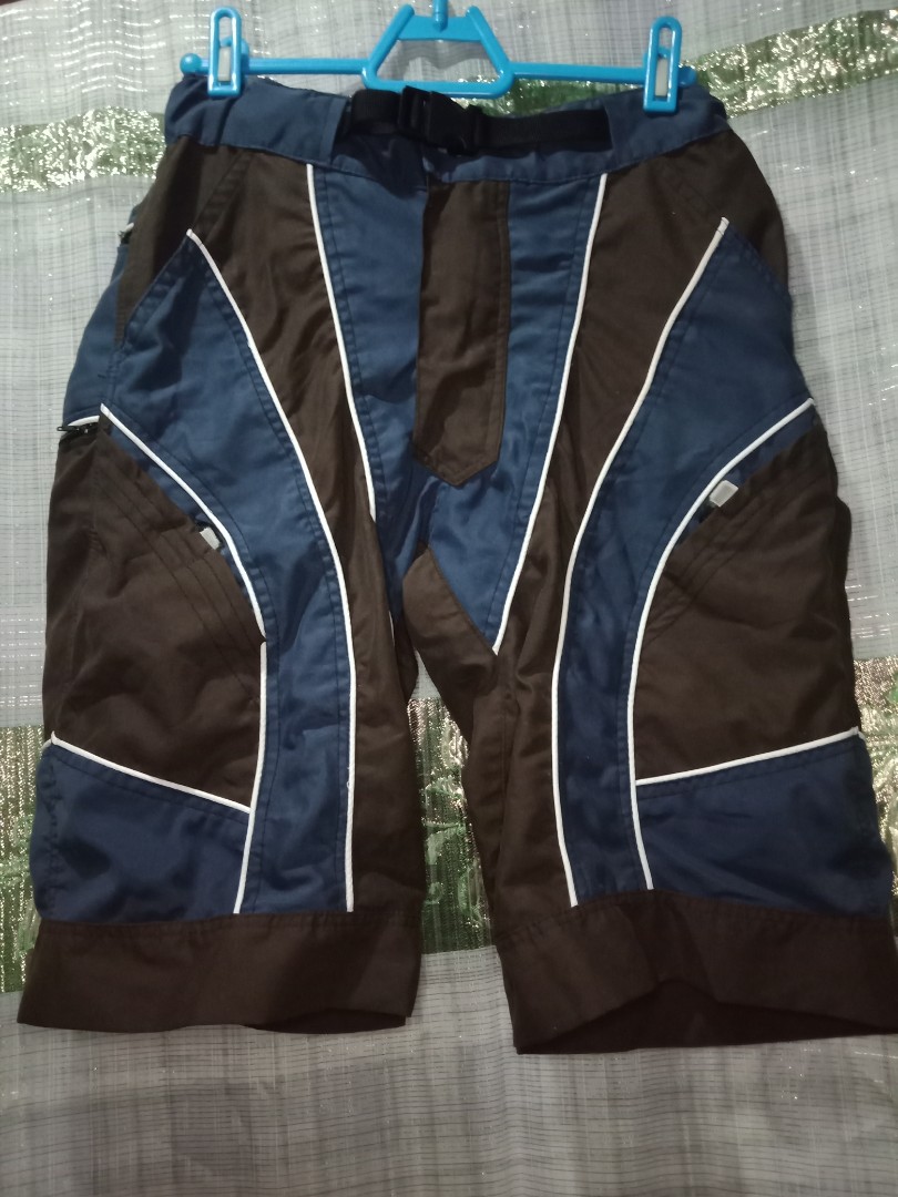 casual bike clothing