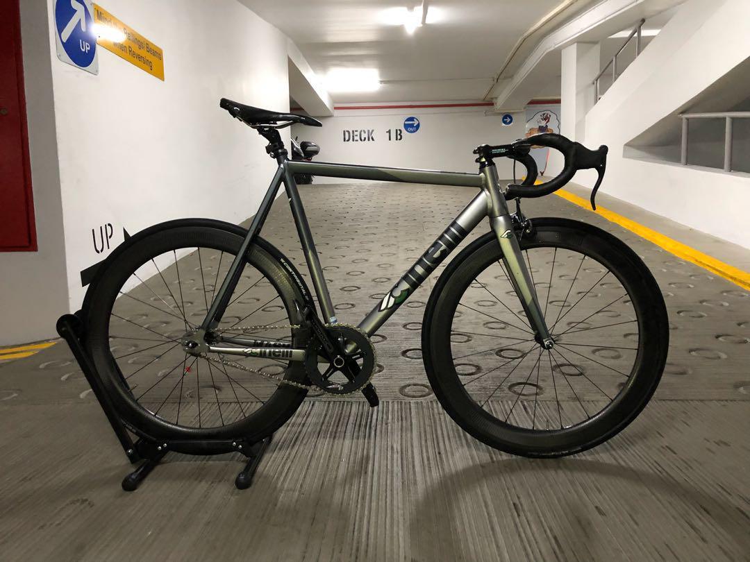 Cinelli Mash Bolt 2.0 2016 Reduced Sports Equipment Bicycles